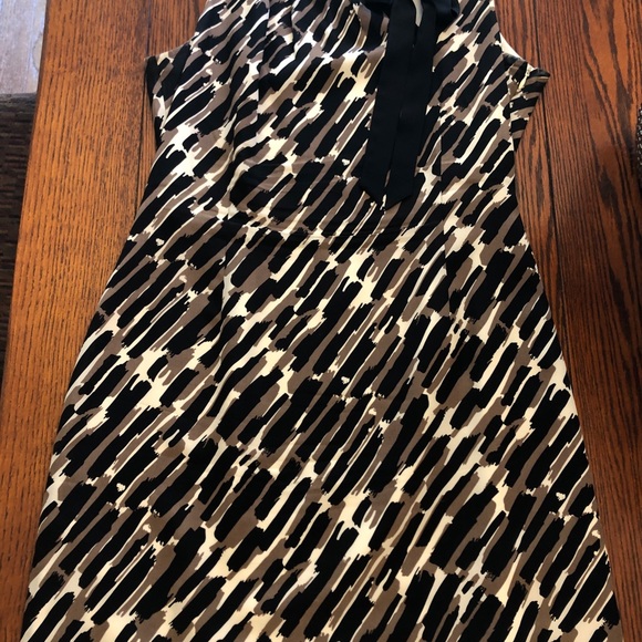Ann Taylor 100% Silk Black Brown Pattern Sleveless Dress - Picture 4 of 9